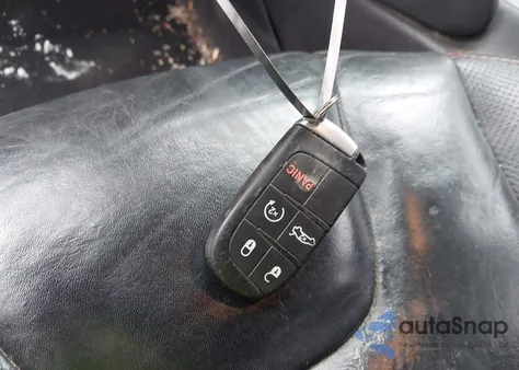 2013 Dodge Dart Limited z USA, uszkodzony, nr VIN 1C3CDFCH3DD186013